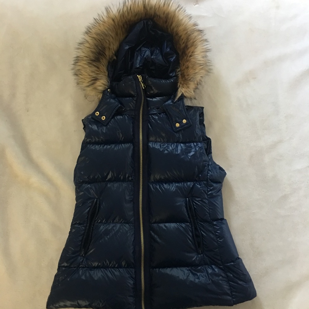 Vince Camino Puffy down vest faux fur hood large